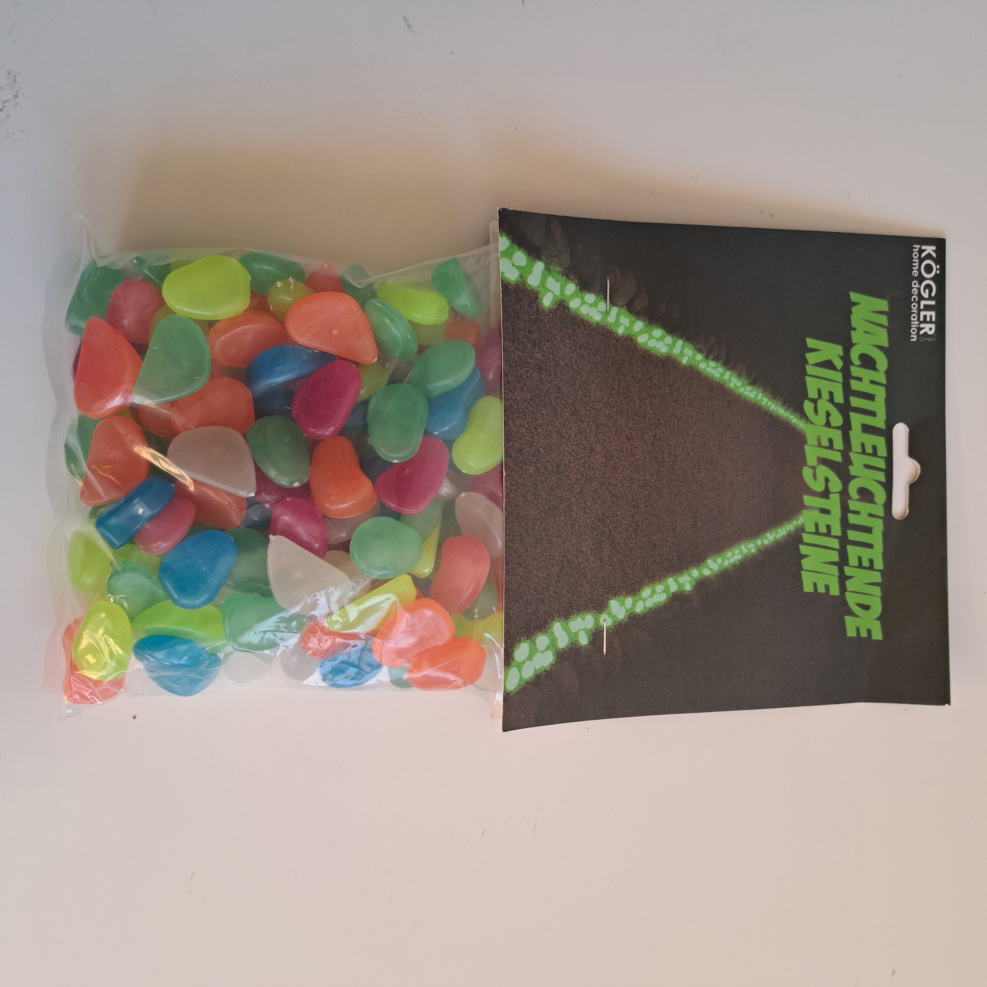 Glow in the Dark“-Leuchtkiesel für den vielseitigen Gebrauch