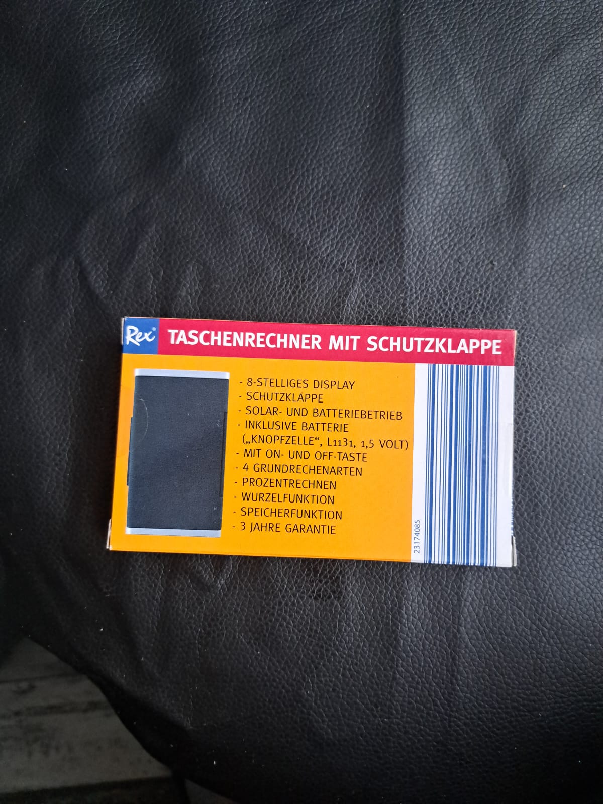 Taschenrechner mit Schutzklappe