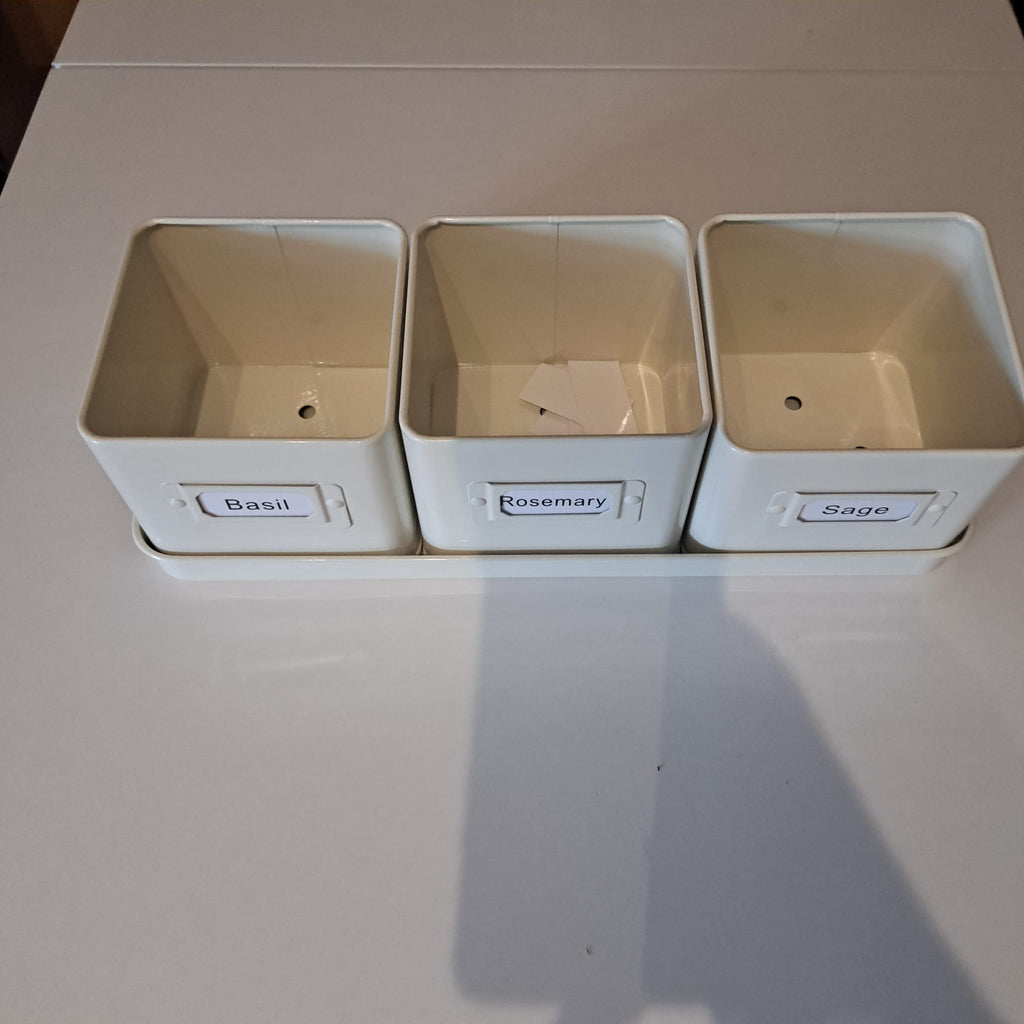Gewürzdosen-Set aus Metall