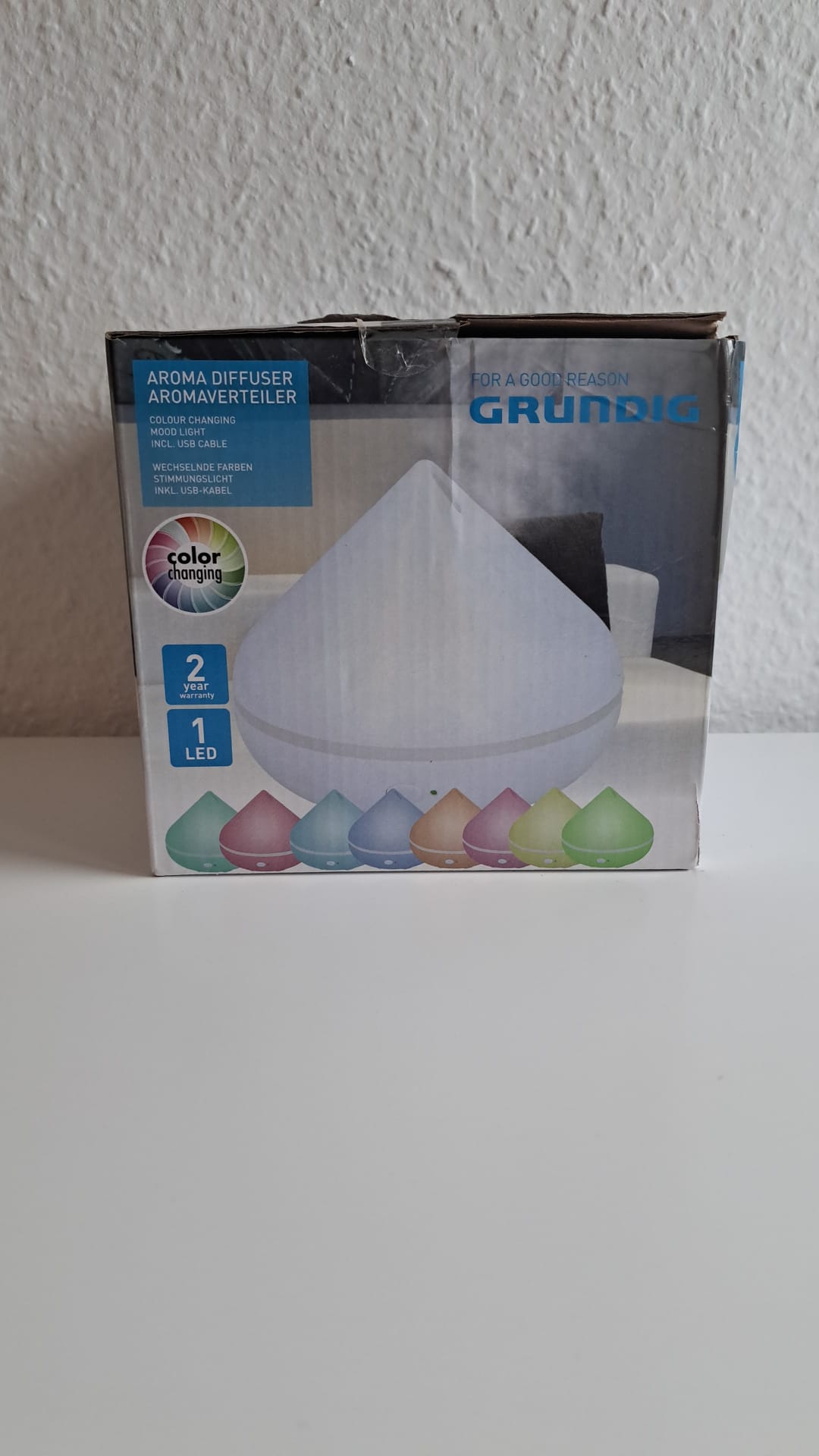 Grundig Aromaverteiler mit wechselnden Farben Stimmungslicht !!!Achtung USB-Kabel fehlt!!!