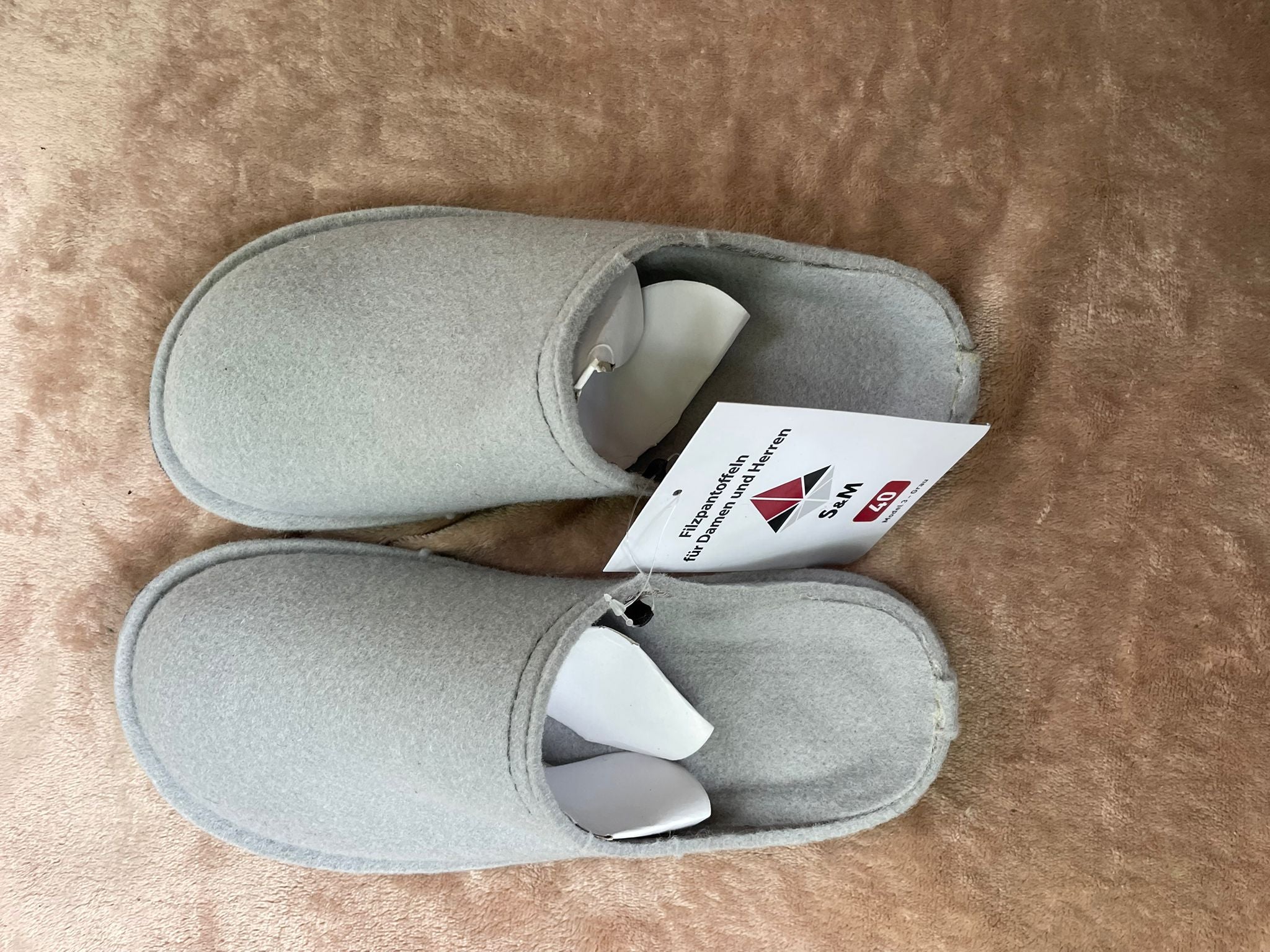 S&M Filzpantoffeln Damen & Herren