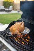 Geflügelhalter aus Edelstahl zur professionellen Zubereitung von ganzen Brathähnchen auf dem Grill