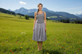 Dirndl Tracht für Damen mit Schürze