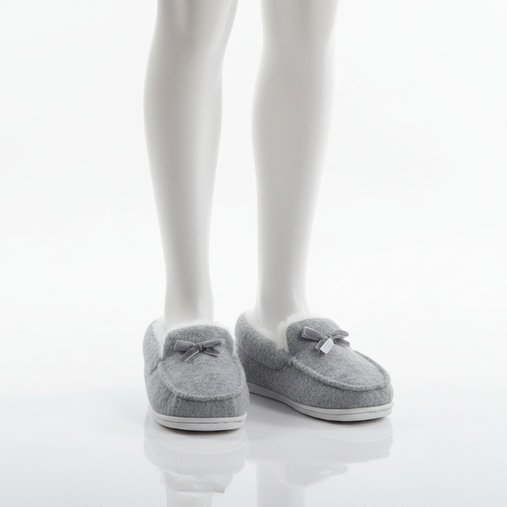 Jessica Simpson Damen Moccasin-Hausschuhe aus Micro-Wildleder
